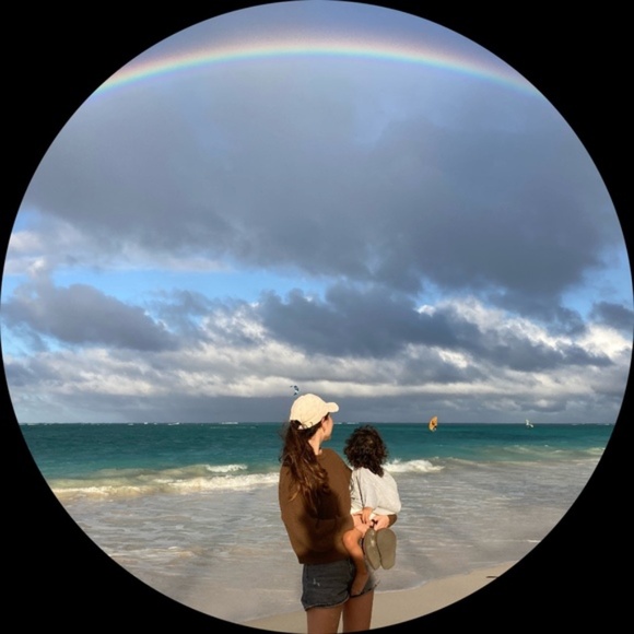 Meet your Posher, Hannah - Picture 1 of 1